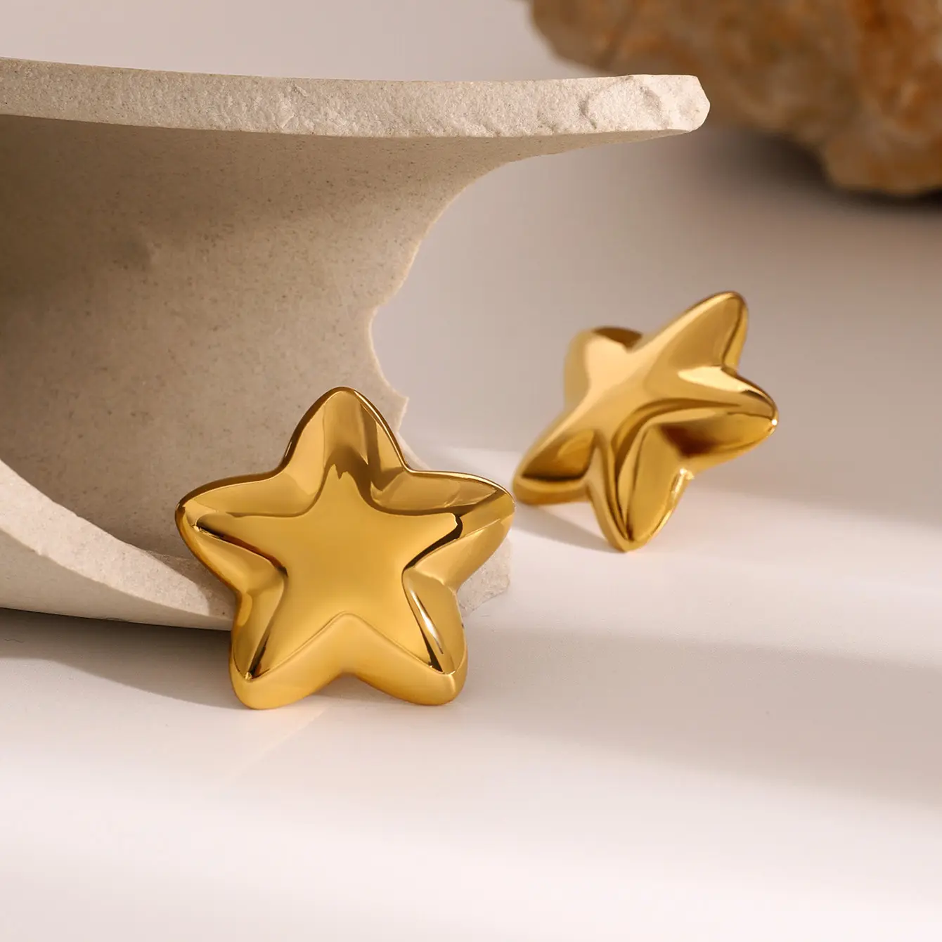 1 Pair Simple Style Chunky Pentagram Shape Stainless Steel  Gold Color Women's Stud Earrings h5 